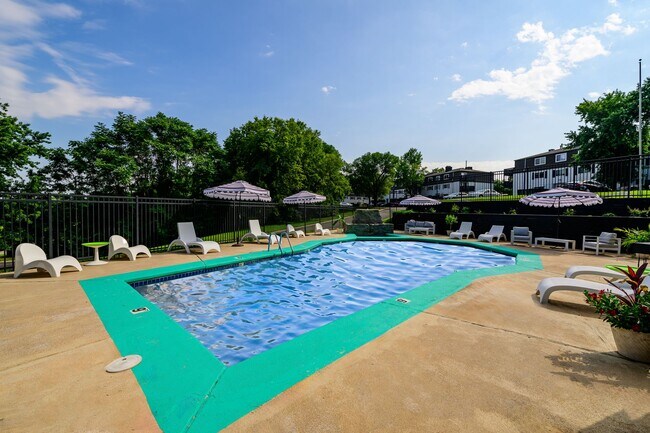 Riverside Heights Apartments