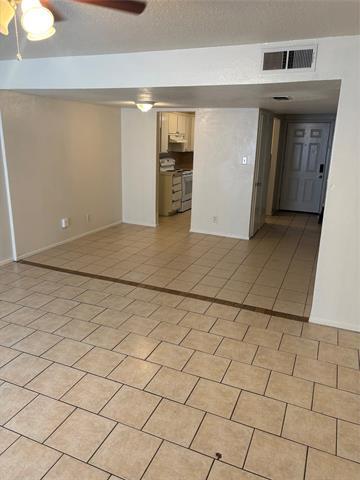 Building Photo - 3205 Las Vegas Trail Rental