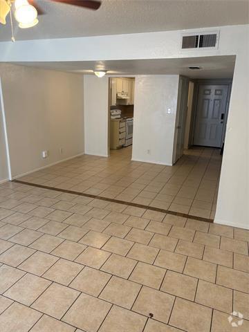 Building Photo - 3205 Las Vegas Trail Rental