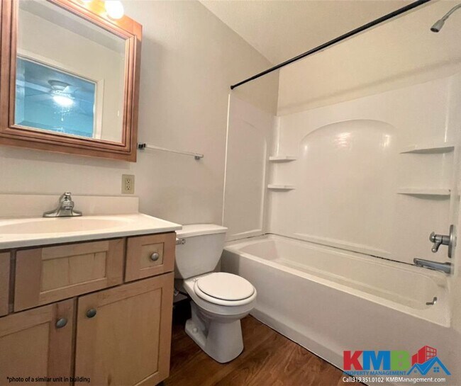 Photo - 740 Michael St Unidad 9