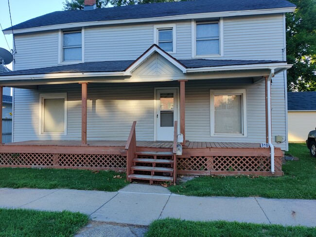 Building Photo - 310 Horatio Ave Unit 310 Rental