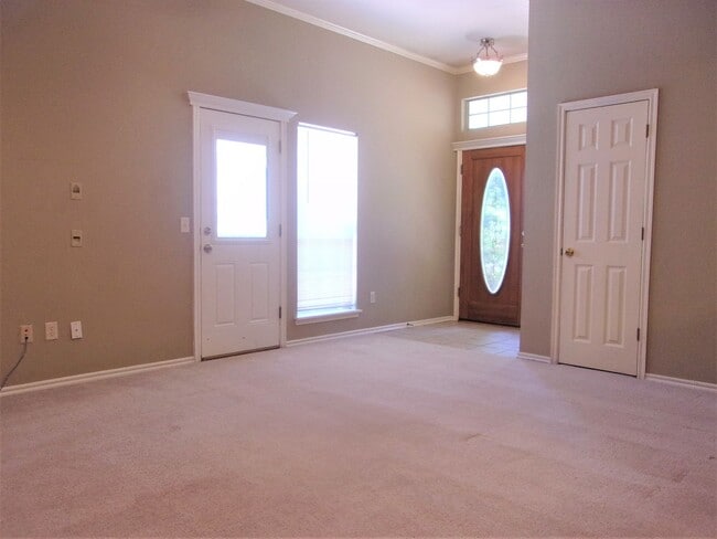 Photo - 13821 Pawnee Dr