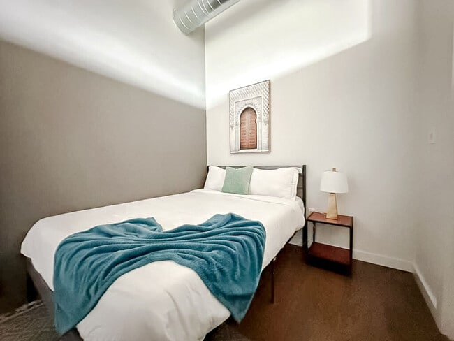 Photo - 604 W 4th St N Unidad ID1352444P