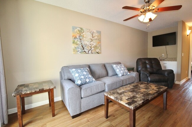 Photo - 1315 Bradley Dr