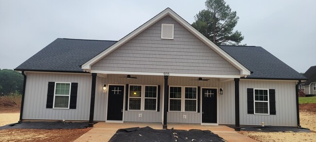 Photo - 905 W Chestnut Ext Unit A