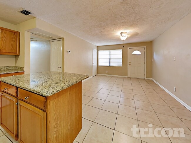 Photo - 2147 66th Ave S