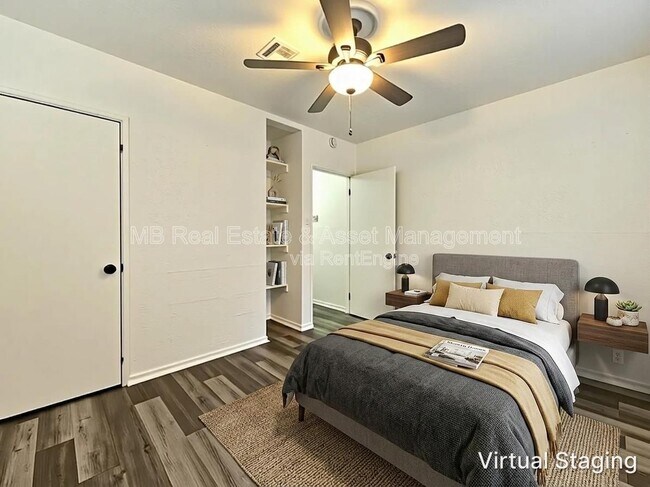 Photo - 1505 E Oak St Unit E