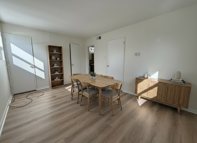 Photo - 7405 Dorcas St Unit 3