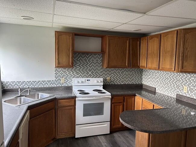 Building Photo - 2518 3rd Ave Unit 2518 Apt A