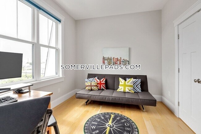 Photo - 593 Somerville Ave Unit 6