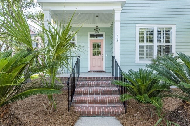 Photo - 302 White Gables Dr