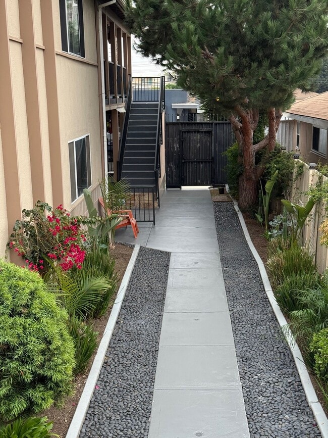 Photo - 12239 W Washington Blvd Unidad B