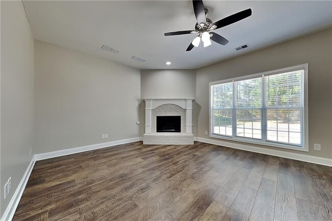 Photo - 755 Willowwind Dr