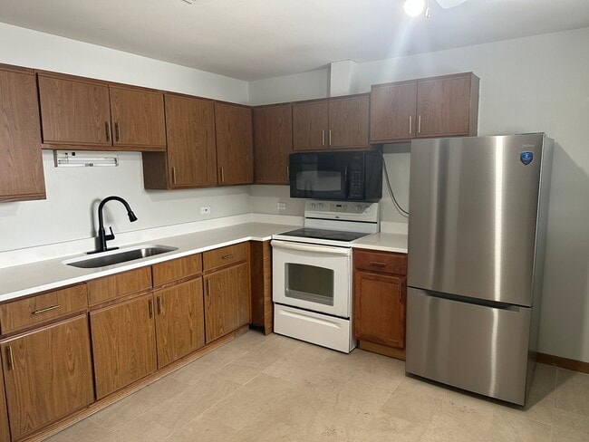 440 E Jefferson St Unit 4