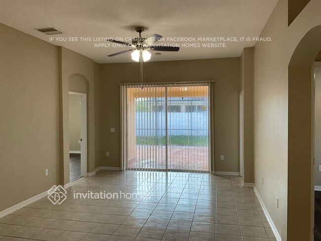Photo - 449 Stone Briar Dr