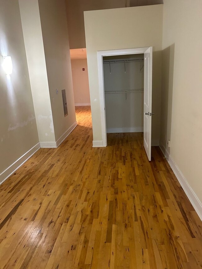 Photo - Mortons Apartments