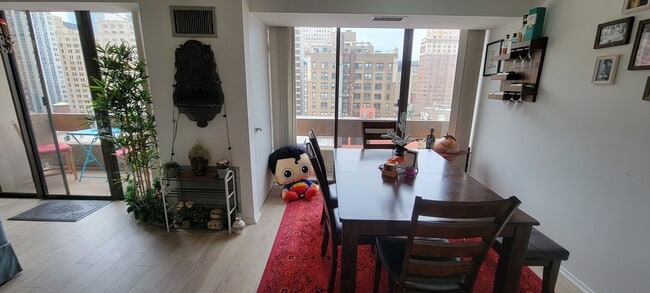 Photo - 1326 Spruce St Unidad 1603