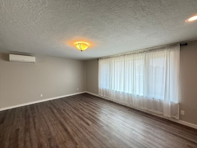 Photo - 640 Lincoln Ave