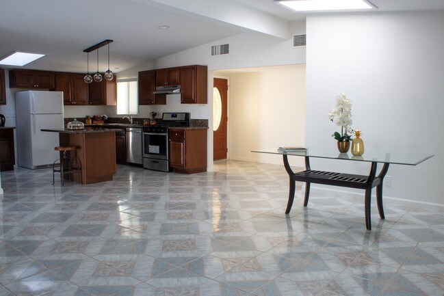 Photo - 74092 Aster Dr