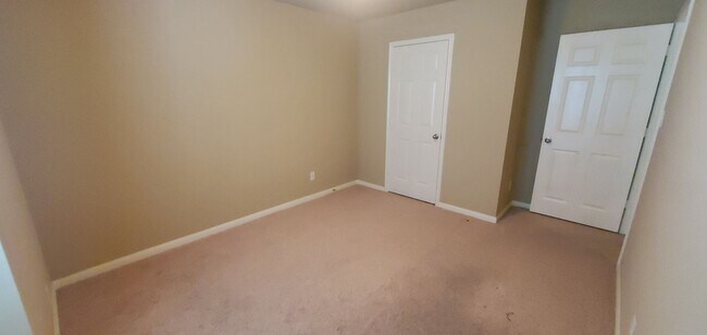 Photo - 249 Nomad Ln