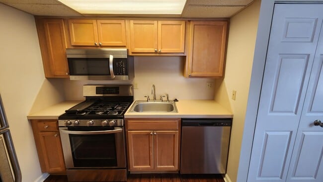 Photo - 1421 Wabash Ave