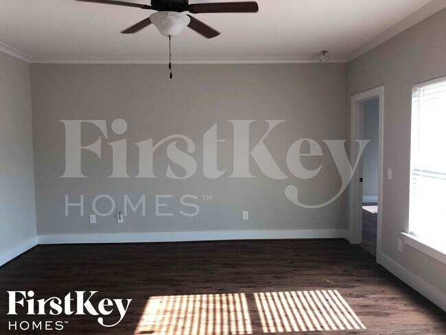 Photo - 269 Union Station Dr