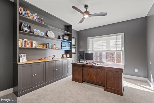 Building Photo - 2061 St Pauls Ct