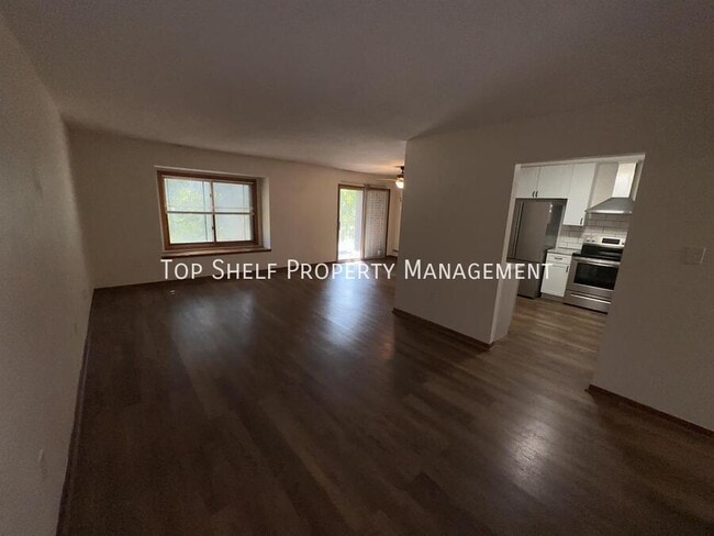 Building Photo - 4517 Woodland Ave Unit 3 Rental