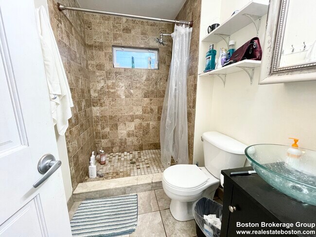 Photo - 17 Sachem St Unit 3