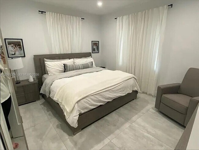 Photo - 1935 SW 24th Ter