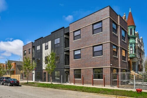 Photo - 3992 S Lake Park Ave Unit 3S