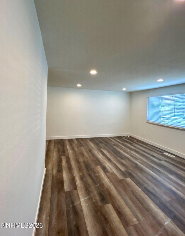 Photo - 1530 Severn Dr