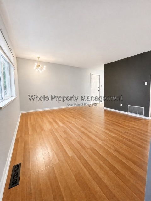 Photo - 1920 E 81st Pl