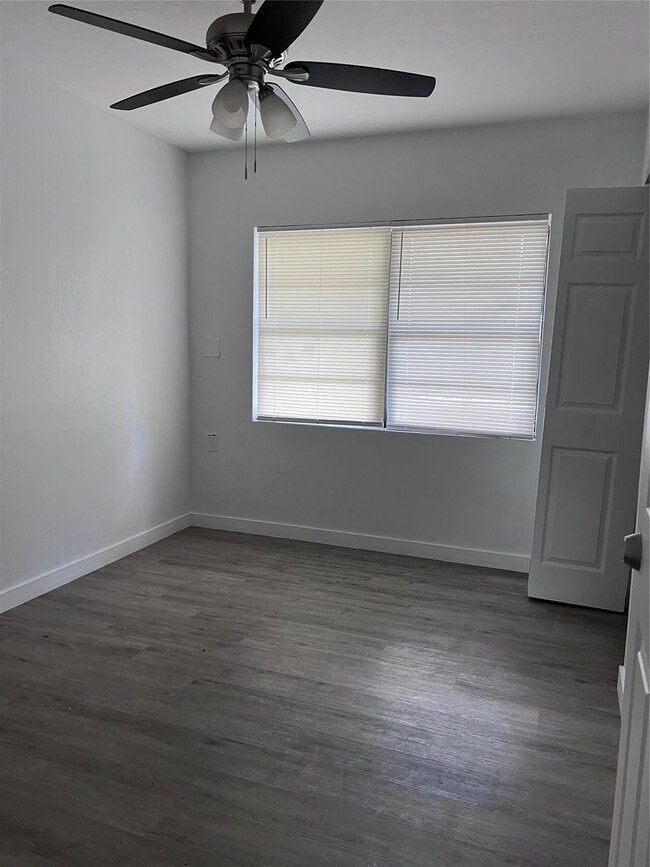 Photo - 1433 NW 7th Ave