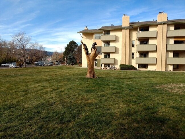 Photo - 3030 O'Neal Parkway, M17