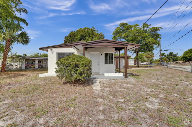 Building Photo - 199 NW 29th Ave Rental