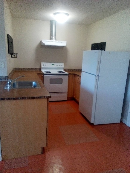 Photo - 316 W 1st St