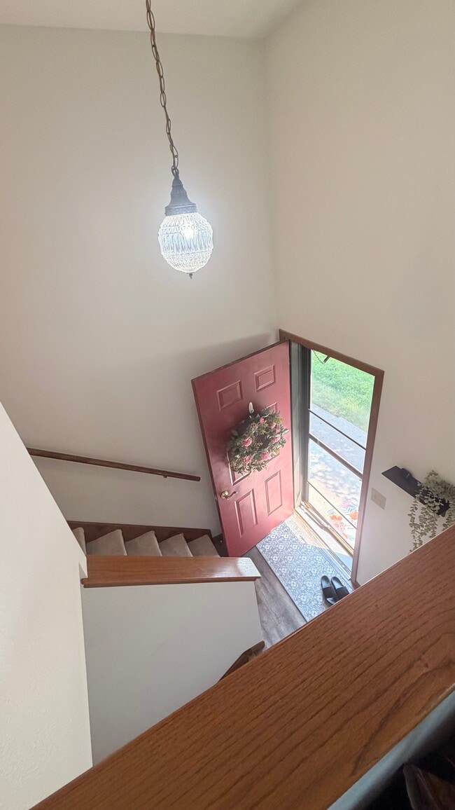 Photo - 620 Lynn Dr