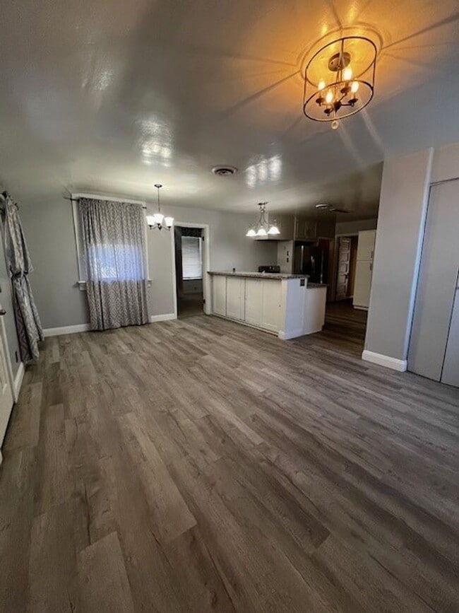 2104 B St Unit B Steet (Front House)