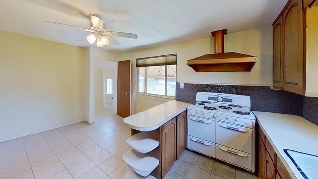 Photo - 4030 S Fox St