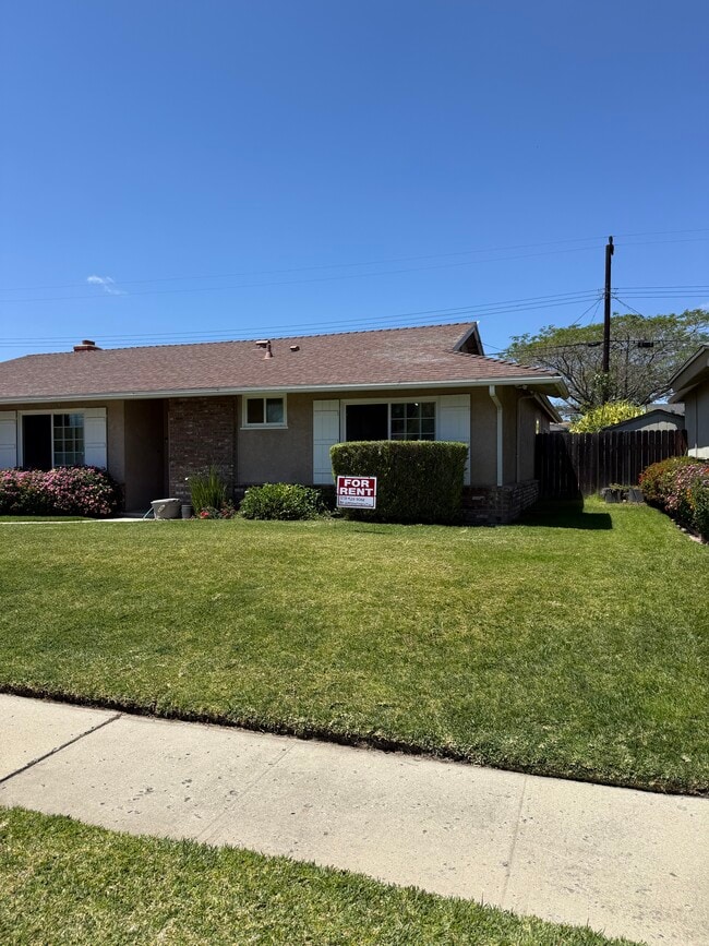 Photo - 891 Rosewood Ave