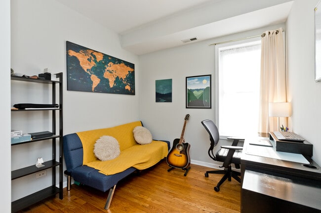 Building Photo - 1208 W Chase Ave Unit 3D Rental