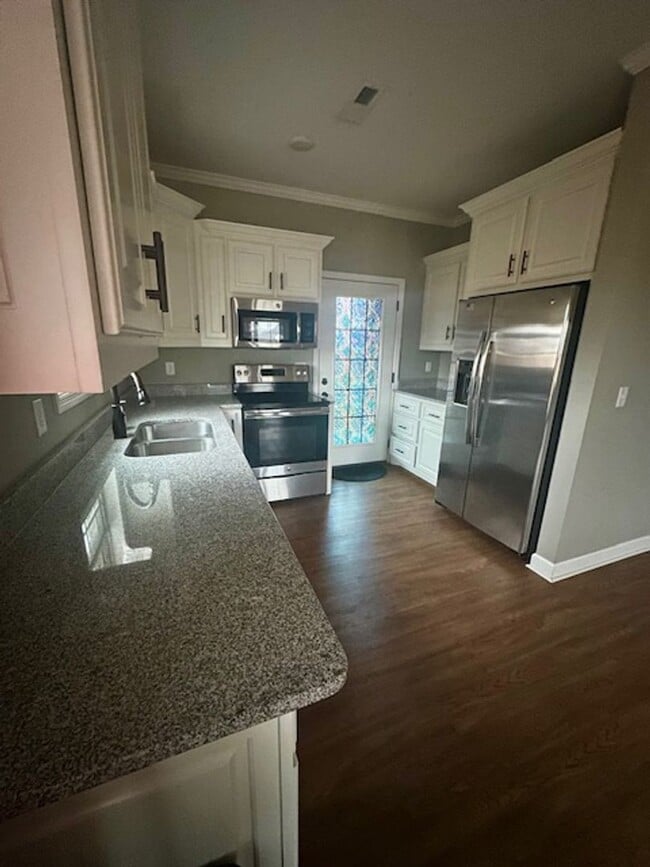 Photo - 3 Bedroom 2 Bathroom Home in Muscle Shoals