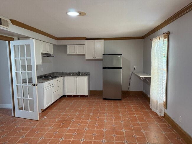 Building Photo - 5600 Sugar Crossing Dr