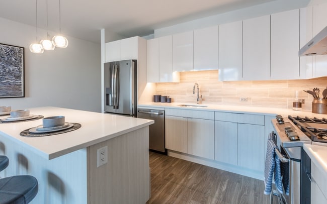 Photo - 2359 N Lincoln Ave