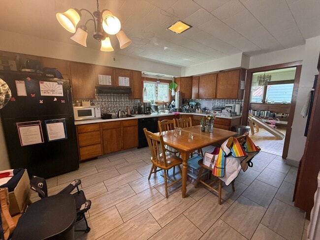 3 Bed 2 Bath Single Family Home in Antigo - 3 Bed 2 Bath Single Family Home in Antigo