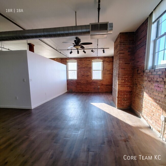 Photo - 204 Walnut St Unit 506