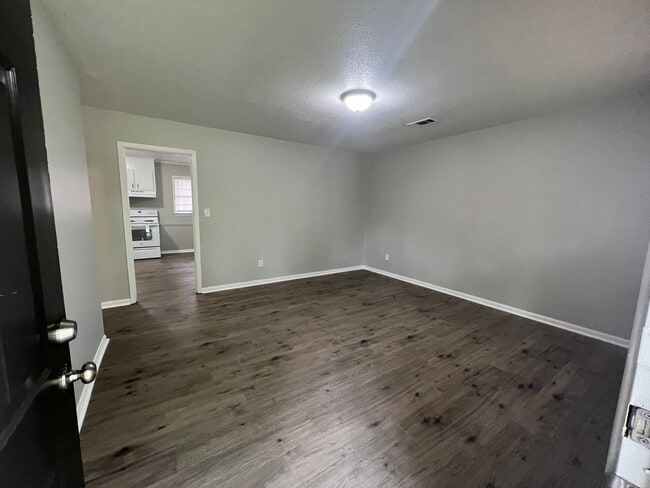 3112 42nd Ave