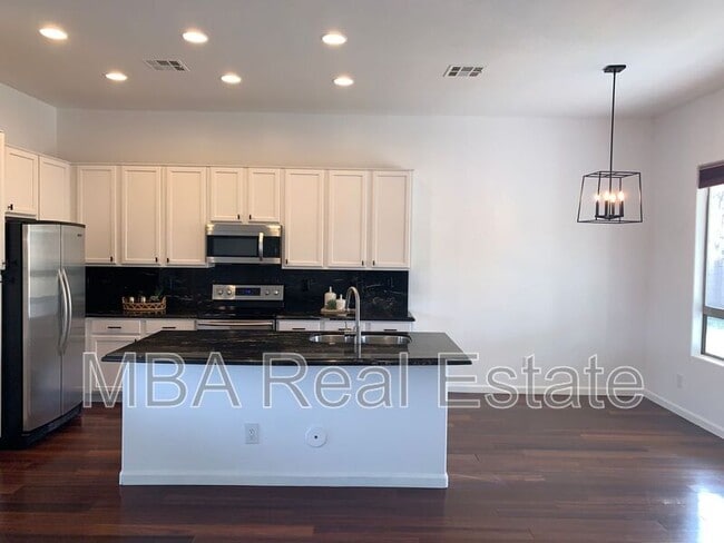 Photo - 16824 N 63rd St