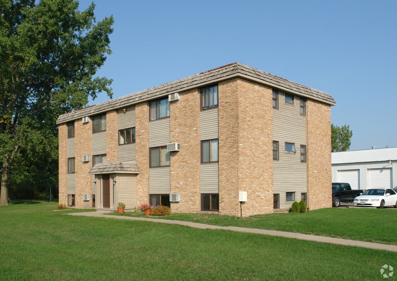 Photo - 972 Hamel Rd